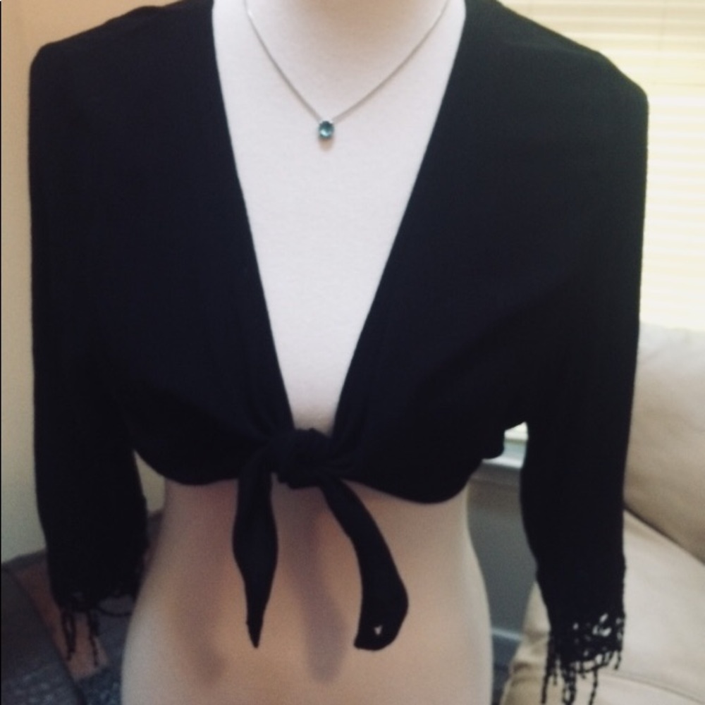 Cropped LSpace Shrug Top 🌻